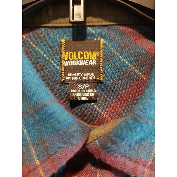Volcom Button Up Shirt Mens Small Teal Red Classic Fit Plaid Cotton Flannel - Picture 3 of 11